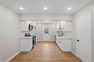 10629 Fairfax St, Houston, TX 77029 - Photo 6