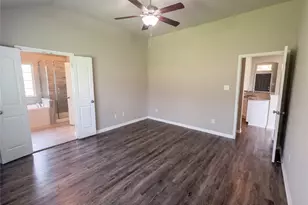 2132 Markley Dr, Bryan, TX 77807 - Photo 4
