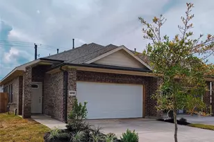 1372 Mixander Way, La Porte, TX 77571 - Photo 1