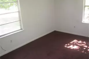 5422 Thrush Dr, Houston, TX 77033 - Photo 6