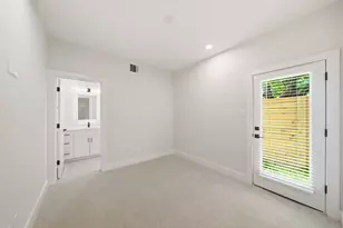 1404 Cedar Post Ln, Houston, TX 77055 - Photo 6