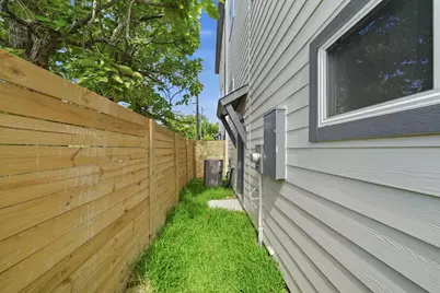 1404 Cedar Post Lane, Houston, TX 77055 - Photo 30