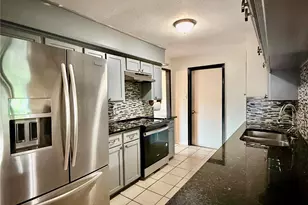 6203 Sunnygate Dr, Spring, TX 77373 - Photo 4