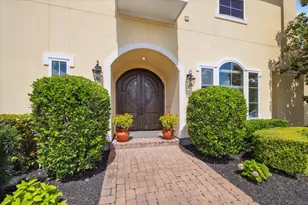 86 S Creekside Ct, Houston, TX 77055 - Photo 2