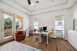 86 S Creekside Ct, Houston, TX 77055 - Photo 18