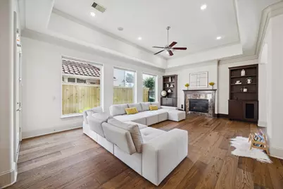 86 S Creekside Court, Houston, TX 77055 - Photo 10