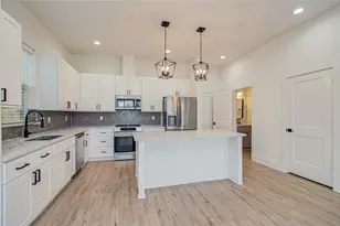 6420 Highland Pine Ln, Houston, TX 77091 - Photo 12