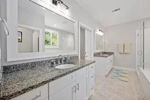 1324 W Pierce St, Houston, TX 77019 - Photo 10