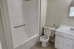 12714 Palm Desert Ln Ln, Houston, TX 77099 - Photo 18