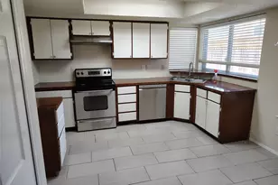 12714 Palm Desert Ln Ln, Houston, TX 77099 - Photo 4