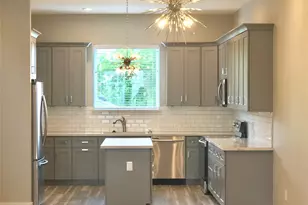 1111 Edwards St, Houston, TX 77007 - Photo 14