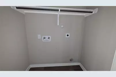 9721 Grosbeack Lane, Magnolia, TX 77354 - Photo 8