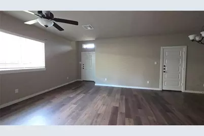 9721 Grosbeack Lane, Magnolia, TX 77354 - Photo 4