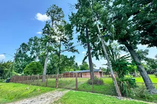 4600 Ireland St, Houston, TX 77016 - Photo 4