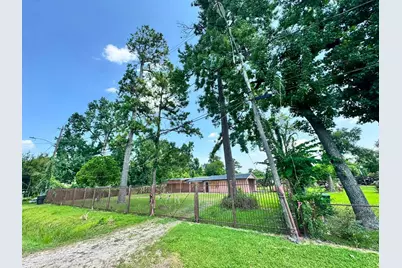 4600 Ireland Street, Houston, TX 77016 - Photo 4