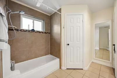 5715 Walnutgate Drive, Spring, TX 77373 - Photo 14