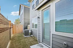 10004 Rustic Charm St, Houston, TX 77080 - Photo 28