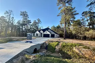 358 Louvenia Ct, Pinehurst, TX 77362 - Photo 6