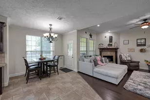 9766 Twin Shores Dr, Willis, TX 77318 - Photo 20
