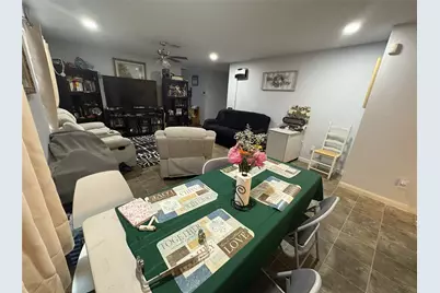 12551 Hammill Path Dr Drive, Houston, TX 77066 - Photo 2