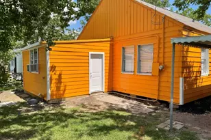 727 W 5th St, Freeport, TX 77541 - Photo 12