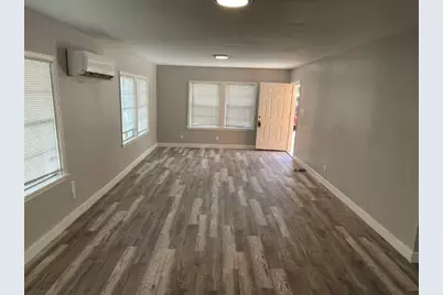 727 W 5th Street, Freeport, TX 77541 - Photo 4