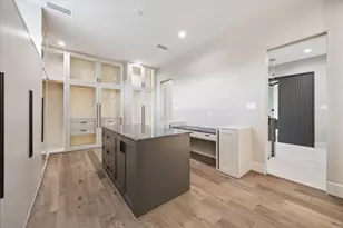 2120 Branard St, Houston, TX 77098 - Photo 20