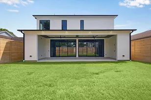 2120 Branard St, Houston, TX 77098 - Photo 32