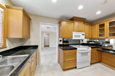 5422 Schumacher, Houston, TX 77056 - Photo 8