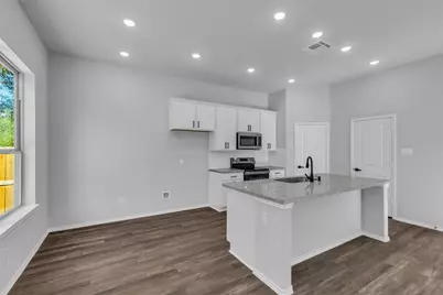 286 County Road 5102 #F, Cleveland, TX 77327 - Photo 6