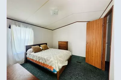 9012 Spruce Street, Hitchcock, TX 77563 - Photo 8