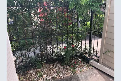 7350 Kirby #24, Houston, TX 77030 - Photo 6