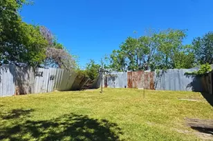 1462 Wall St, Beaumont, TX 77701 - Photo 6