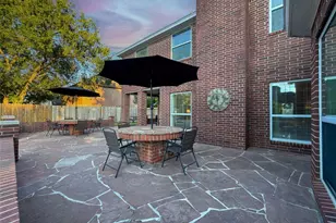 1501 W Castlewood Ave, Friendswood, TX 77546 - Photo 36