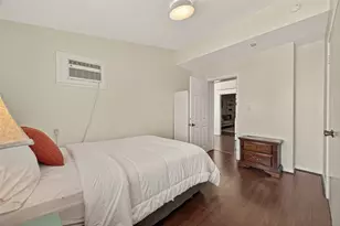 324 W Alabama St, Houston, TX 77006 - Photo 14
