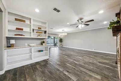 1205 Marine Drive, Galveston, TX 77550 - Photo 10