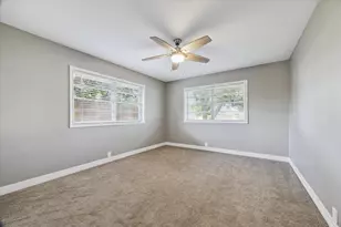 1205 Marine Dr, Galveston, TX 77550 - Photo 14