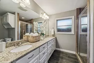 1205 Marine Dr, Galveston, TX 77550 - Photo 12