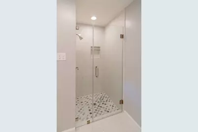 10 Coralvine Court, The Woodlands, TX 77380 - Photo 24
