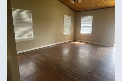 114 Forest Oaks Lane, Lake Jackson, TX 77566 - Photo 2