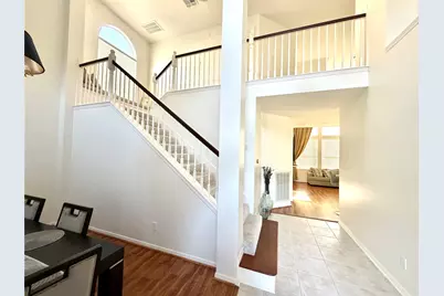 9515 Laurel Creek Court, Houston, TX 77040 - Photo 8