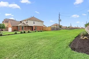 2922 Coachmaker Trl, Rosenberg, TX 77471 - Photo 24