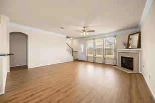 2922 Coachmaker Trl, Rosenberg, TX 77471 - Photo 4