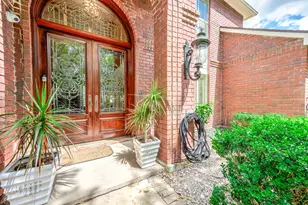 3702 Belle Grove Ln, Sugar Land, TX 77479 - Photo 4