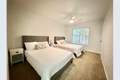 6430 Grandvale Drive, Houston, TX 77072 - Photo 16