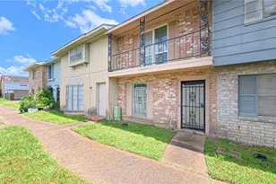 6971 Chasewood Dr, Houston, TX 77489 - Photo 2