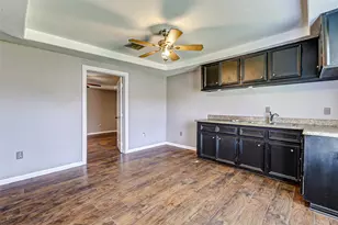 6223 Lavender St, Houston, TX 77026 - Photo 4