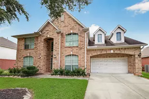 11314 Bucks Bridge Ln, Sugar Land, TX 77498 - Photo 1