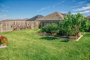 1102 Legrand St, Brenham, TX 77833 - Photo 38