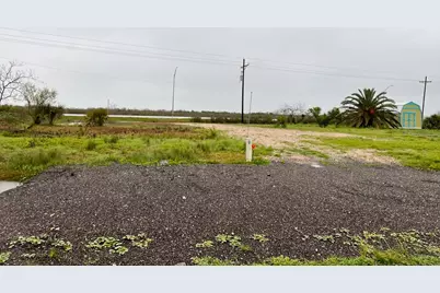 1112 Highway 87, Port Bolivar, TX 77650 - Photo 4